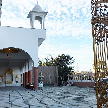 Mewargarh Udaipur By Red Lion S Hotell Eksteriør bilde