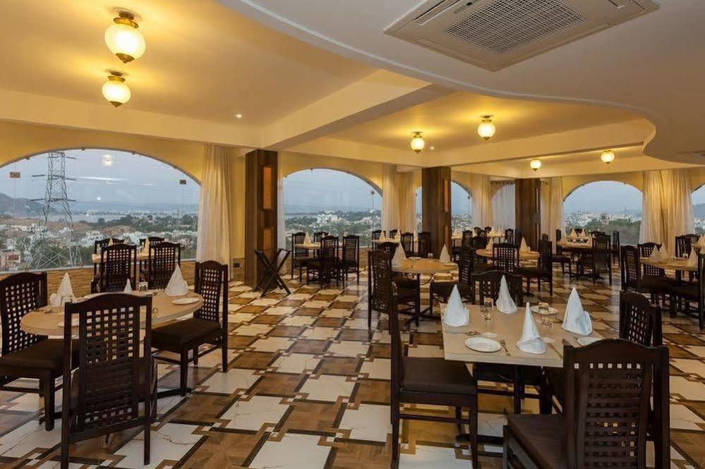 Mewargarh Udaipur By Red Lion S Hotell Eksteriør bilde