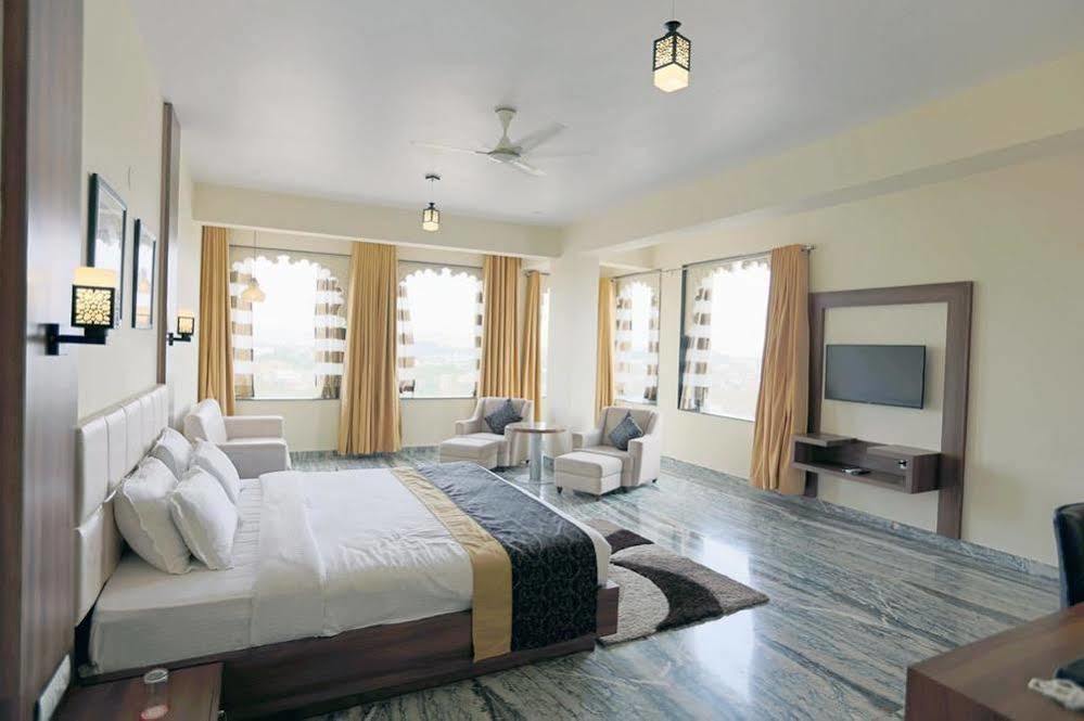 Mewargarh Udaipur By Red Lion S Hotell Eksteriør bilde
