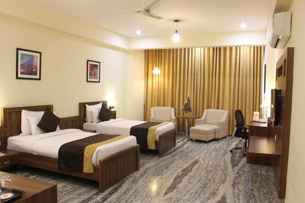 Mewargarh Udaipur By Red Lion S Hotell Eksteriør bilde