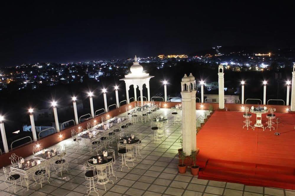 Mewargarh Udaipur By Red Lion S Hotell Eksteriør bilde