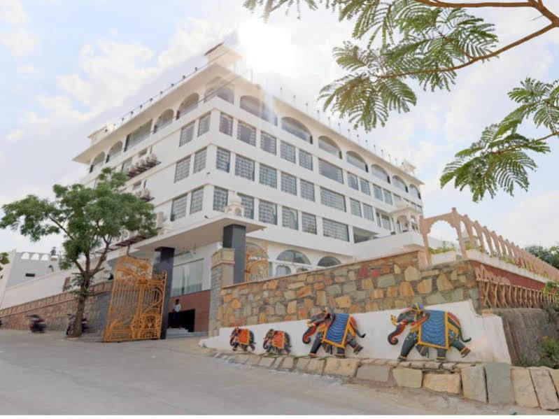 Mewargarh Udaipur By Red Lion S Hotell Eksteriør bilde